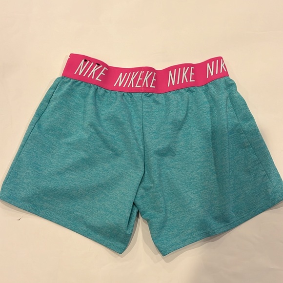 Nike blue and pink DRY SHORT TROPHY size XL - Picture 4 of 8